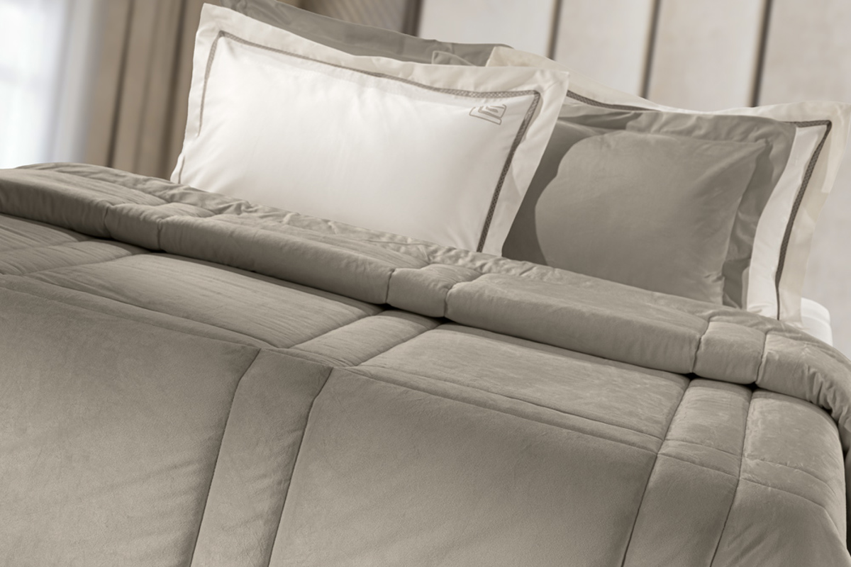 Guy Laroche Imidiplo Paploma Cristal Velvet Mink 180x220cm