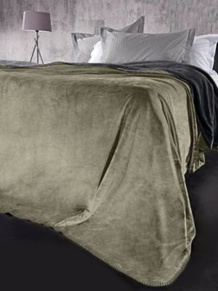 Guy Laroche Κουβερτa VELVET Khaki 2 οψεων 160x220 με δώρο μαξιλαράκι διακοσμητικό 1113086221011