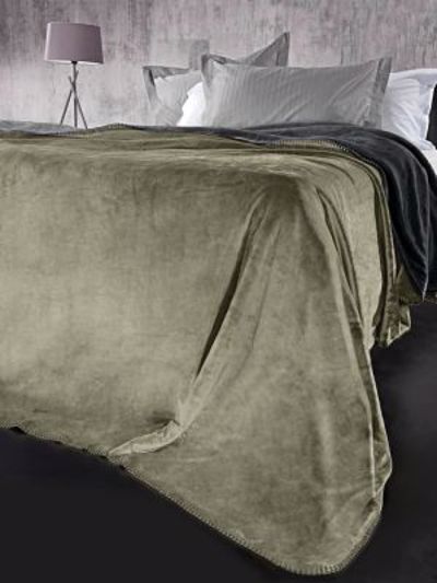 Guy Laroche Κουβερτa VELVET Khaki 2 οψεων 160x220 με δώρο μαξιλαράκι διακοσμητικό 1113086221011