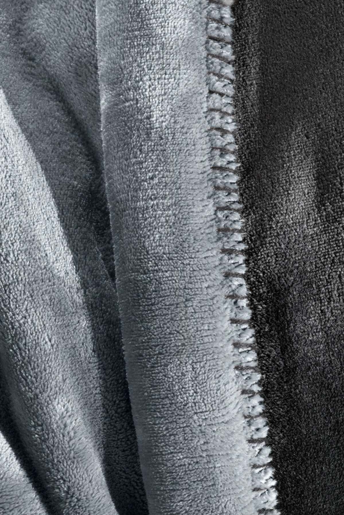 Guy Laroche  Kouberta Velvet Cement uperdipli 220X240ek Duo Opseon kai Doro Diakosmitiki Maxilarothiki