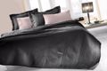 Guy Laroche Capsule Kouberta Anthracite Moni 160X220ek Me Doro Diakosmitiki Maxilarothiki