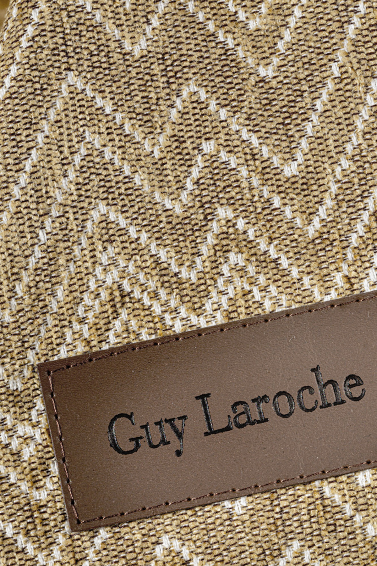 Guy Laroche Rixtari Dithesiou Kanape Marvin Golden 180x250cm