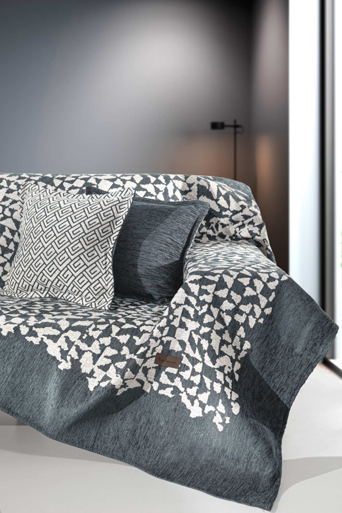 Guy Laroche Rixtari Poluthronas Duomo Anthracite me duo opseis teleiomatos 180x150cm