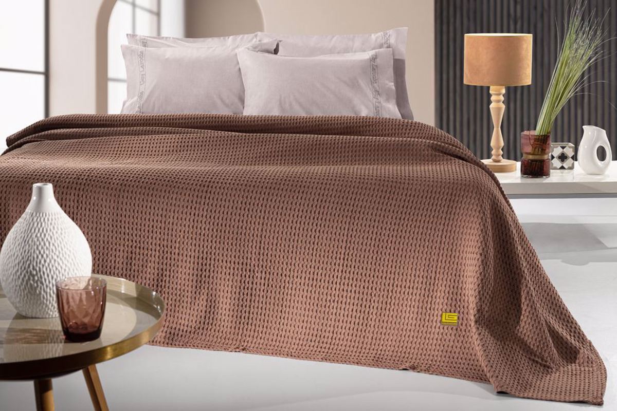 Guy Laroche Dipli Kouberta Vivid Choco 230x260cm