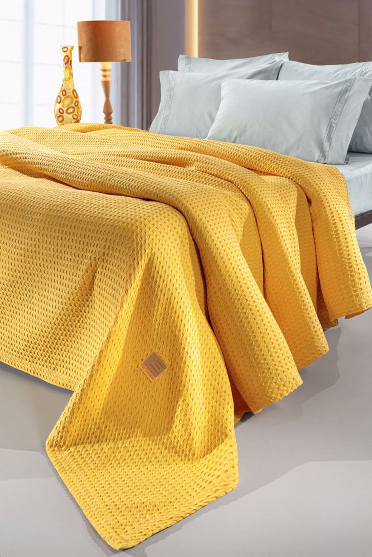 Guy Laroche Dipli Kouberta Vivid Yellow 230x260cm