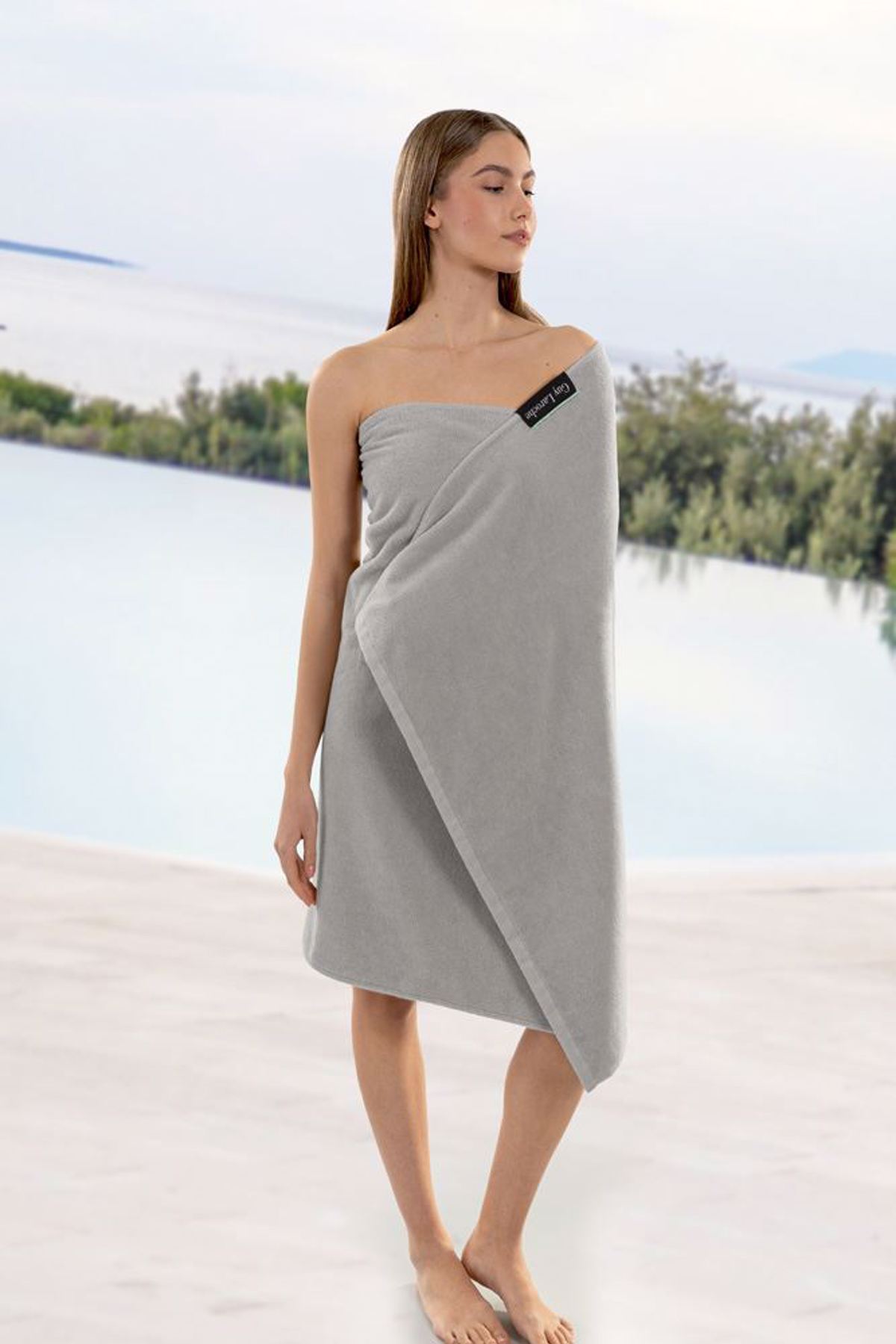 Guy Laroche Petseta Thalassis Tone 2 Tone Silver 90x175cm