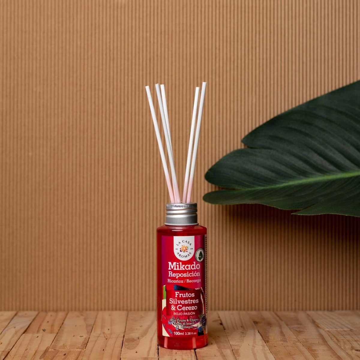 Aromatiko Xorou me Sticks Aroma Kerasi & Kokkina Frouta 100ML 048402