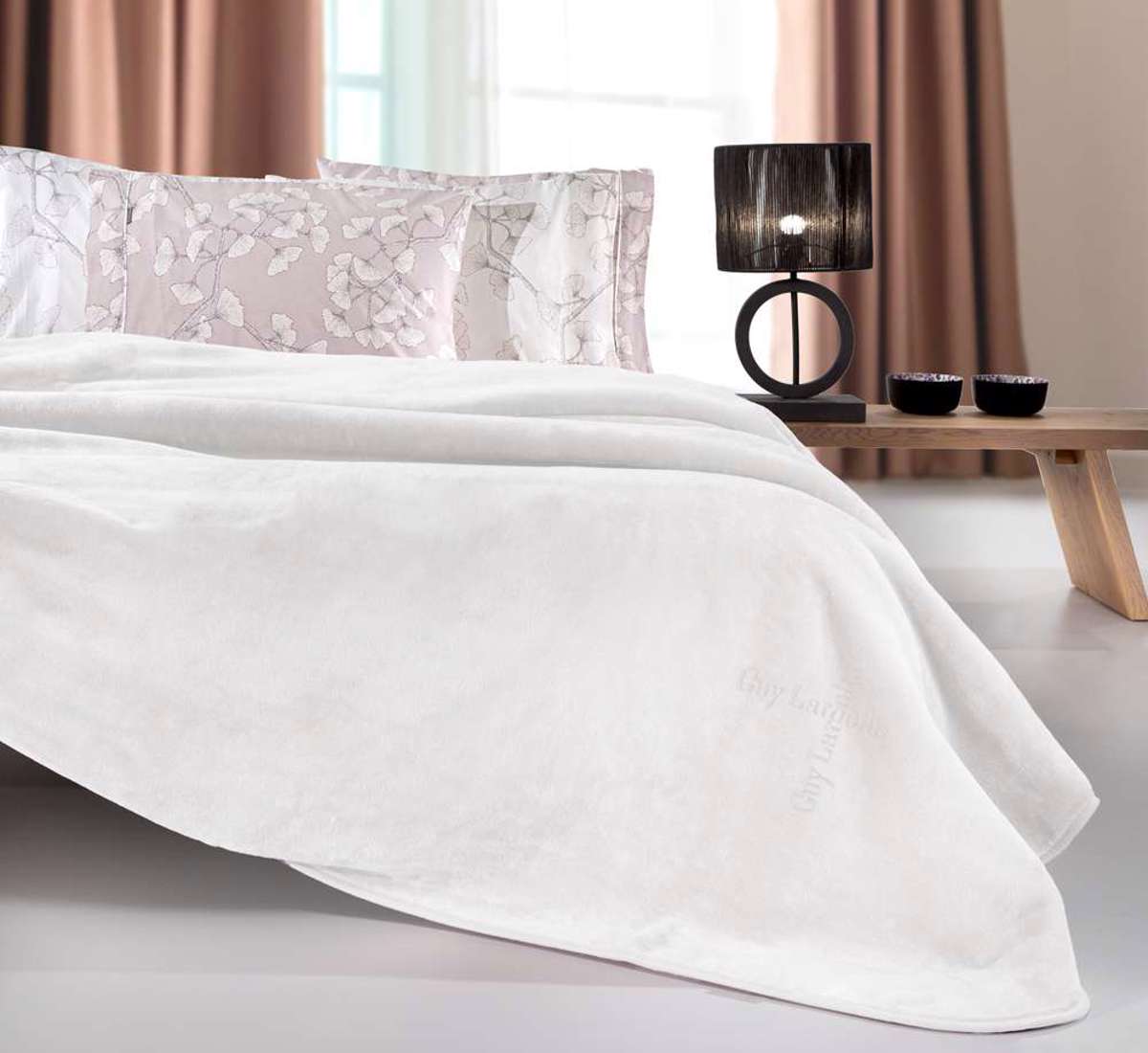 Guy Laroche Beloute Moni Kouberta Logo Ice 160x220cm